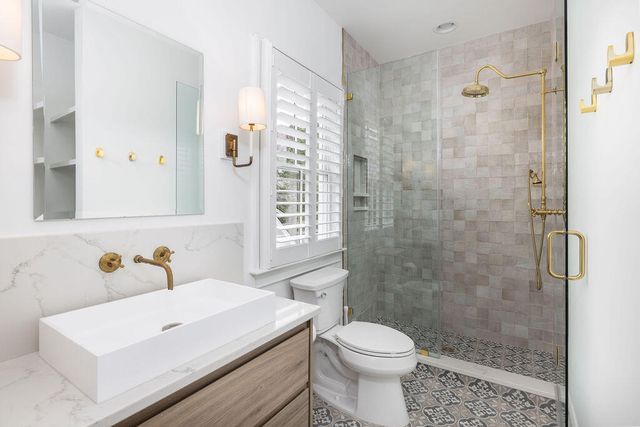 281 N Shelmore Boulevard, Mount Pleasant, SC 29464