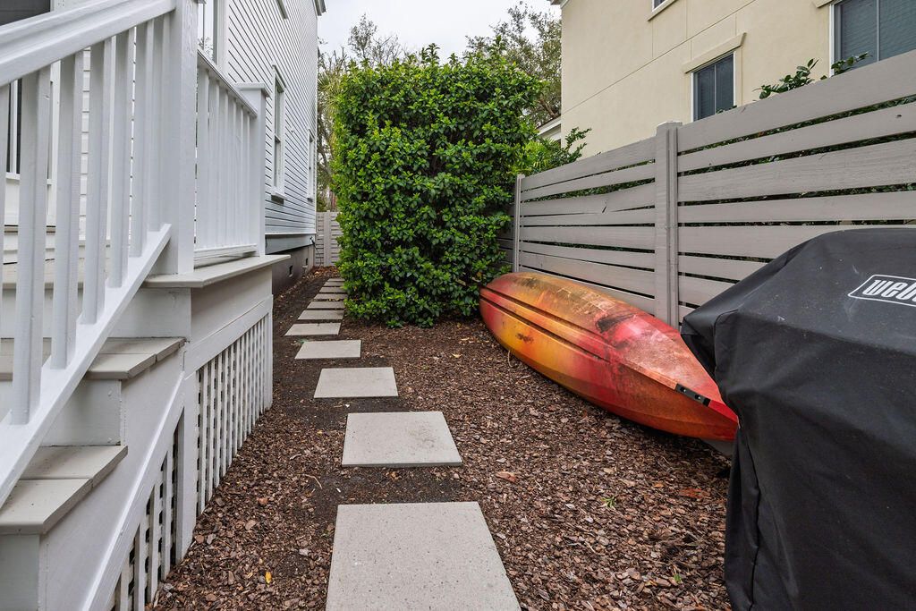 Image 37 of property listing at 281 N Shelmore Boulevard, Mount Pleasant, SC 29464