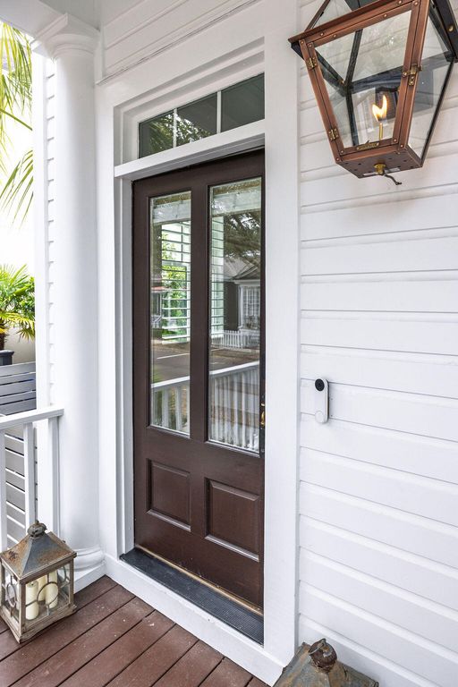 Image 40 of property listing at 281 N Shelmore Boulevard, Mount Pleasant, SC 29464