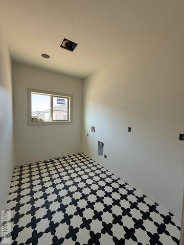 1662 Sandbar Street, Idaho Falls, ID 83404