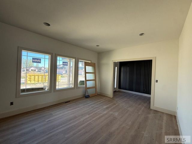 1662 Sandbar Street, Idaho Falls, ID 83404