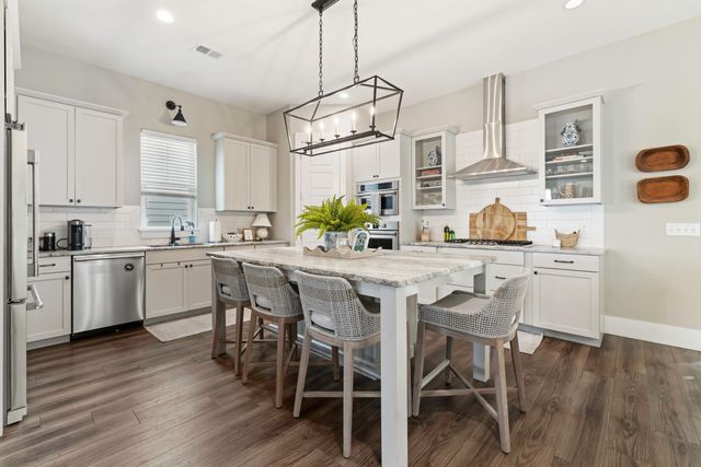 105 Bright Leaf Loop, Summerville, SC 29486