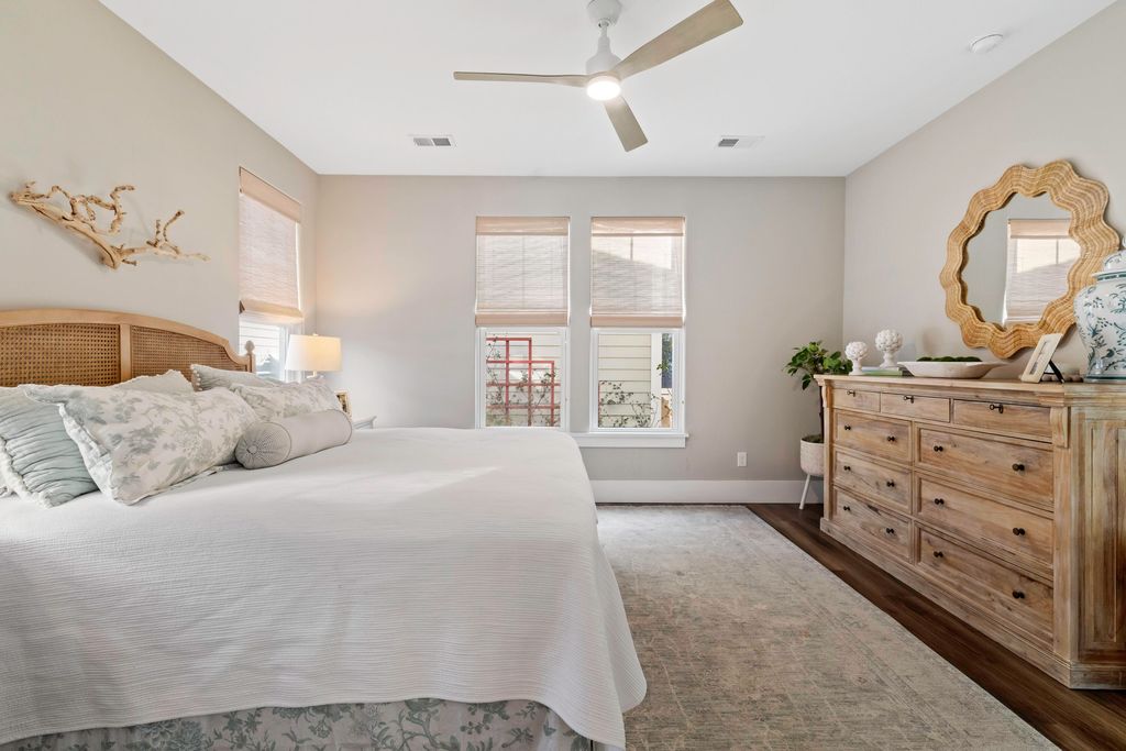 Image 27 of property listing at 105 Bright Leaf Loop, Summerville, SC 29486