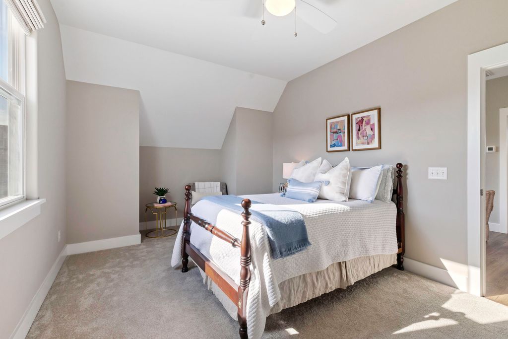 Image 35 of property listing at 105 Bright Leaf Loop, Summerville, SC 29486