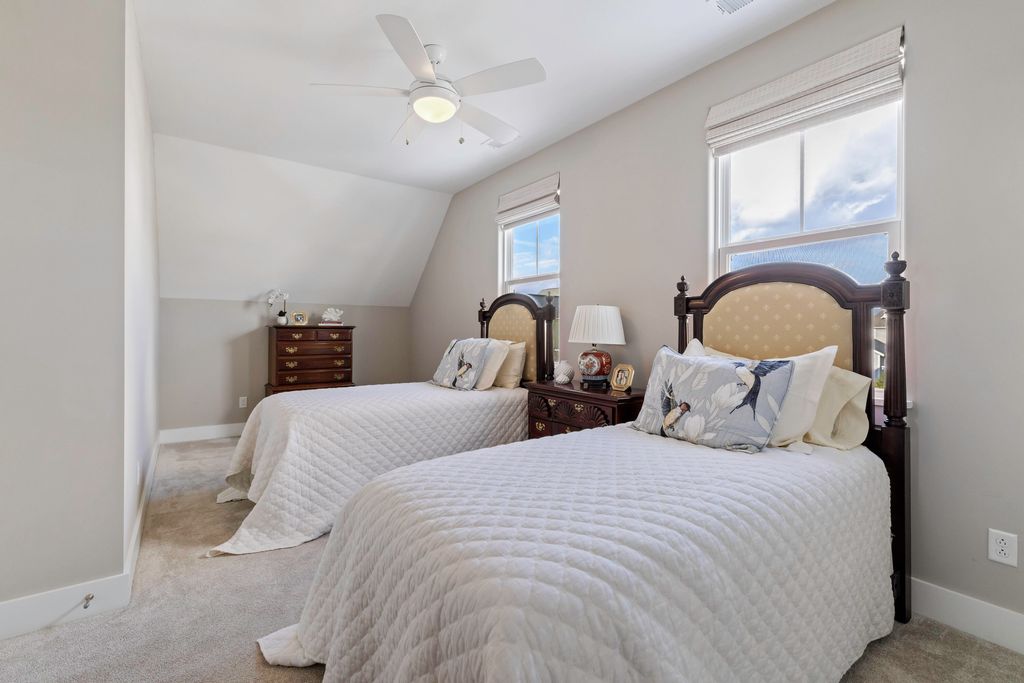 Image 36 of property listing at 105 Bright Leaf Loop, Summerville, SC 29486