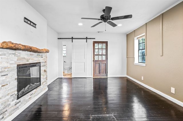 2320 Juniper Street, Haltom City, TX 76117