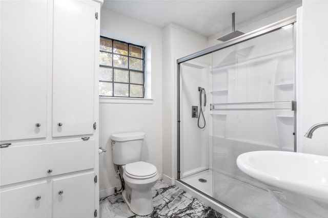 2320 Juniper Street, Haltom City, TX 76117