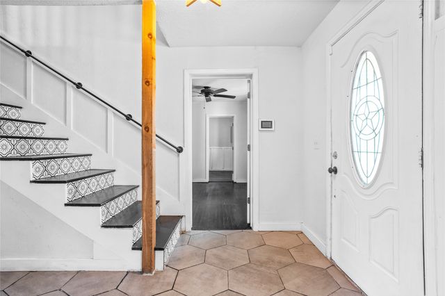 2320 Juniper Street, Haltom City, TX 76117