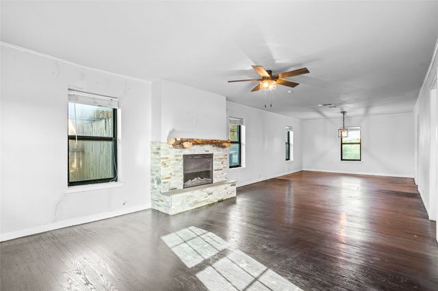 2320 Juniper Street, Haltom City, TX 76117