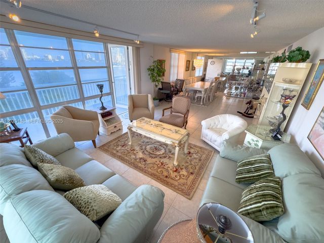 301 174th St 503, Sunny Isles Beach, FL 33160