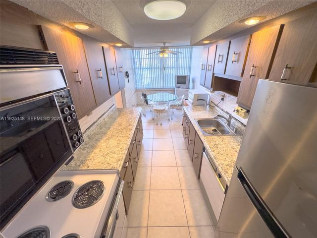 301 174th St 503, Sunny Isles Beach, FL 33160