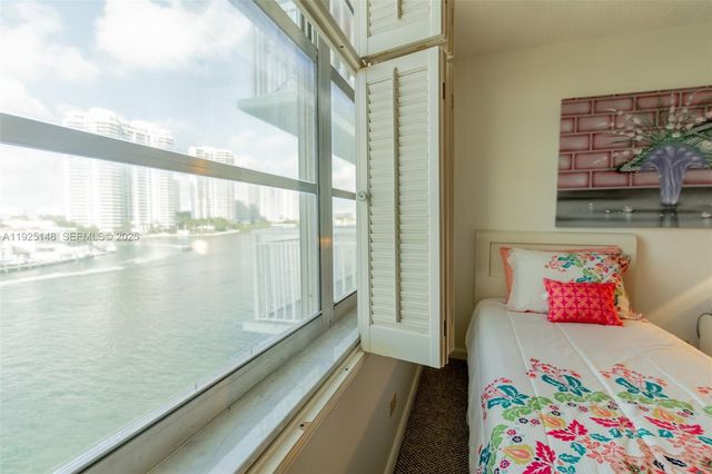 301 174th St 503, Sunny Isles Beach, FL 33160