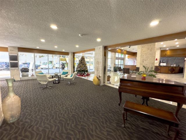 301 174th St 503, Sunny Isles Beach, FL 33160