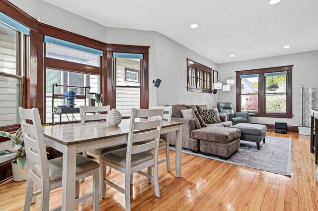 792 Smith Avenue S, Saint Paul, MN 55107