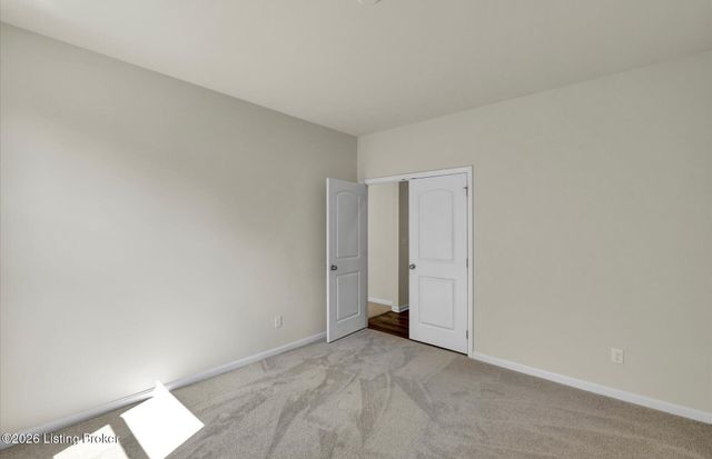 7514 Fair Ln, Louisville, KY 40291