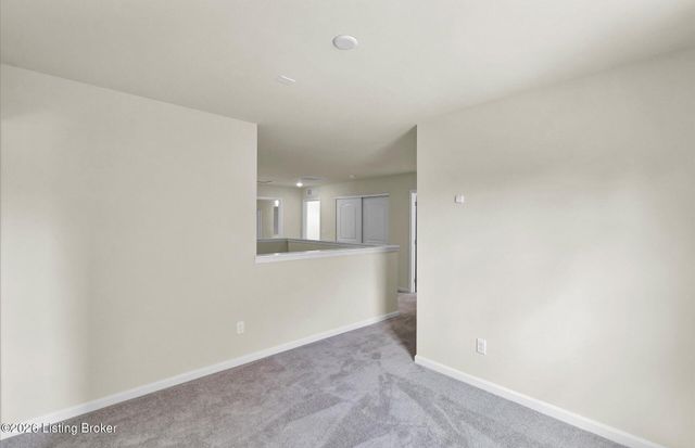 7514 Fair Ln, Louisville, KY 40291