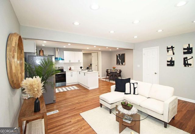 2450 Elkhorn Drive, Decatur, GA 30034