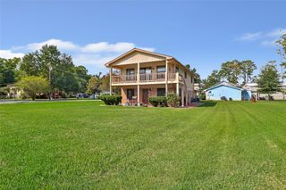 600 Sam Houston Loop, Point Blank, TX 77364