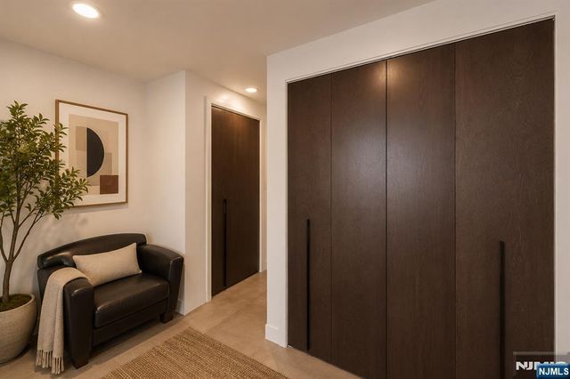 2200 N Central Road 14W, Fort Lee, NJ 07024