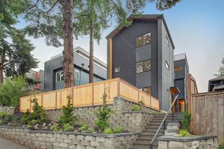 7341 California Avenue SW #B, Seattle, WA 98136