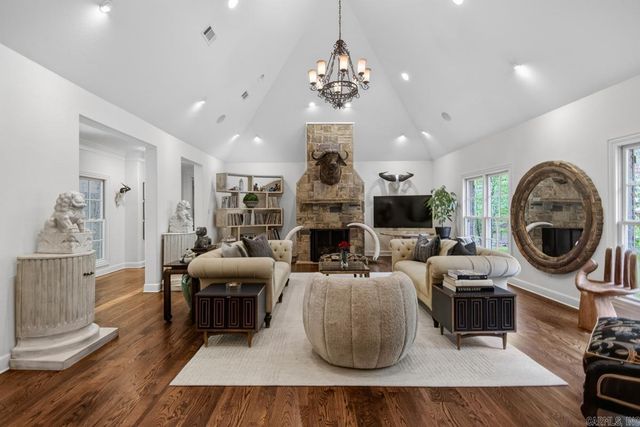 9 Cascade Creek, Little Rock, AR 72223