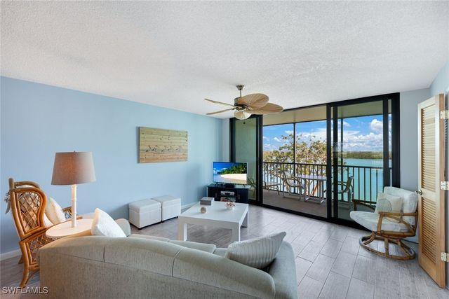 4203 Bay Beach LN 3F, Fort Myers Beach, FL 33931