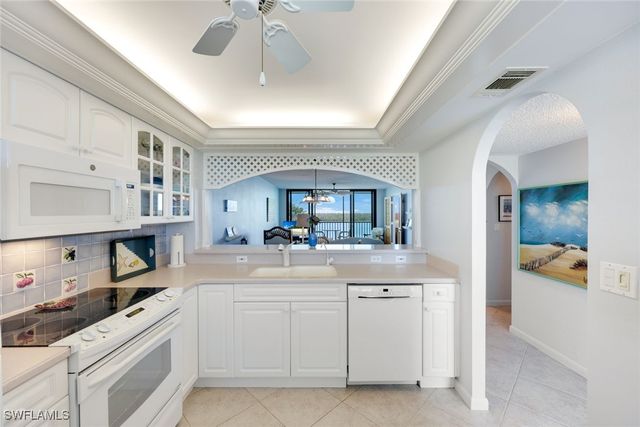 4203 Bay Beach LN 3F, Fort Myers Beach, FL 33931