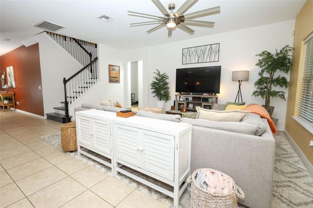 5232 VILLA ROSA AVENUE, St Cloud, FL 34771