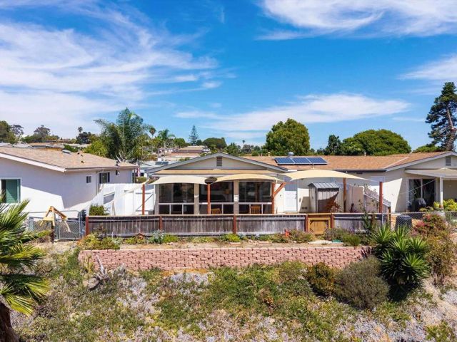 3526 Santa Maria, Oceanside, CA 92056