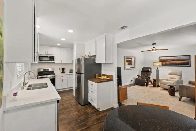 3526 Santa Maria, Oceanside, CA 92056