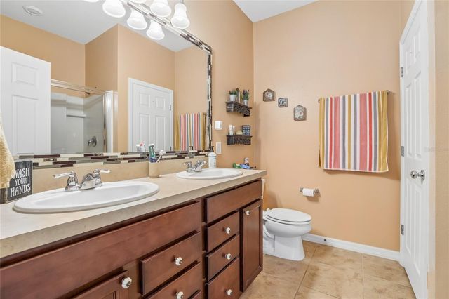 1808 CAYMAN COVE CIR, St Cloud, FL 34772