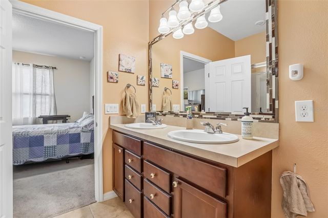 1808 CAYMAN COVE CIR, St Cloud, FL 34772
