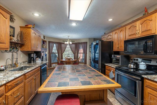 1034 Fishback Road, Perry Twp, OH 45135