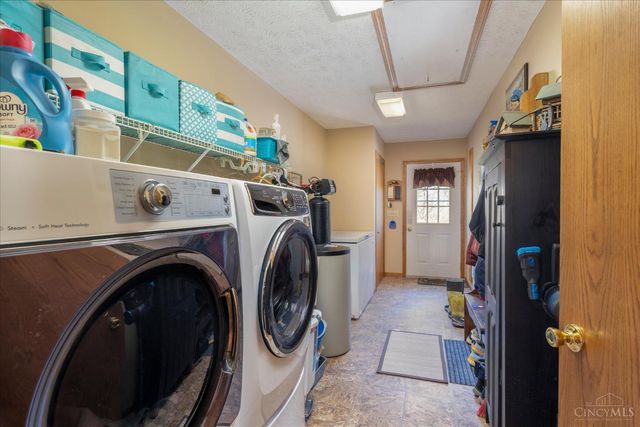 1034 Fishback Road, Perry Twp, OH 45135