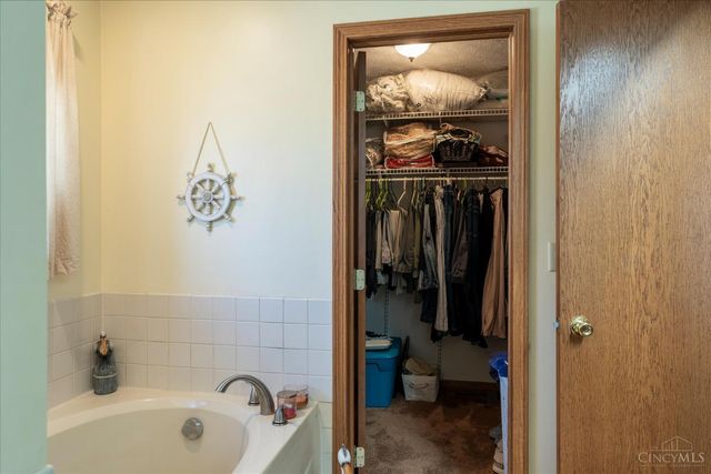 1034 Fishback Road, Perry Twp, OH 45135