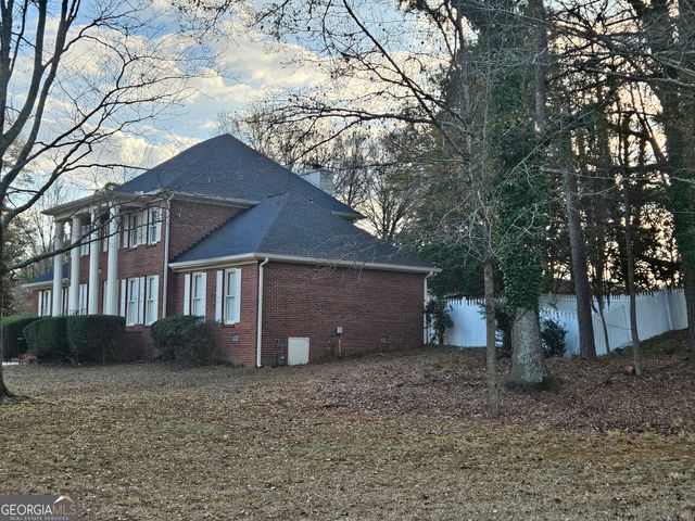 135 Antebellum Way, Fayetteville, GA 30215