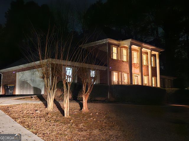 135 Antebellum Way, Fayetteville, GA 30215