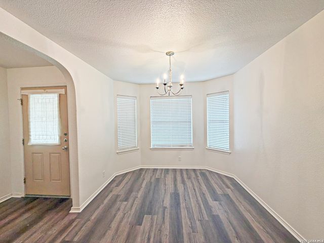 3949 WENSLEDALE DR, Schertz, TX 78108