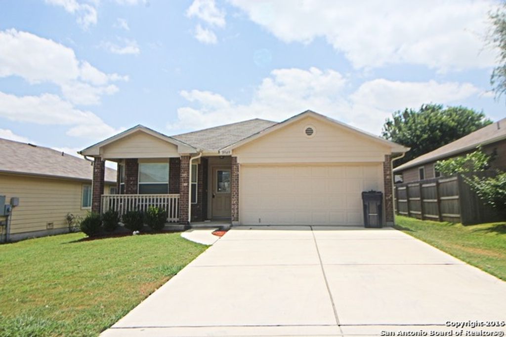 3949 WENSLEDALE DR, Schertz, TX 78108