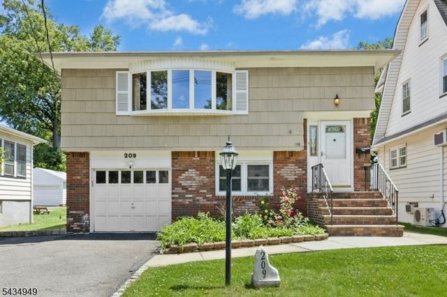 209 Chestnut St, Union Twp., NJ 07083
