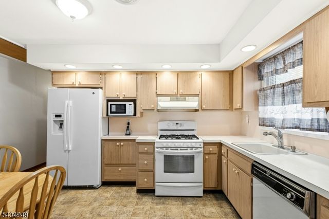 209 Chestnut St, Union Twp., NJ 07083