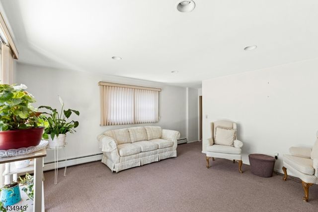 209 Chestnut St, Union Twp., NJ 07083