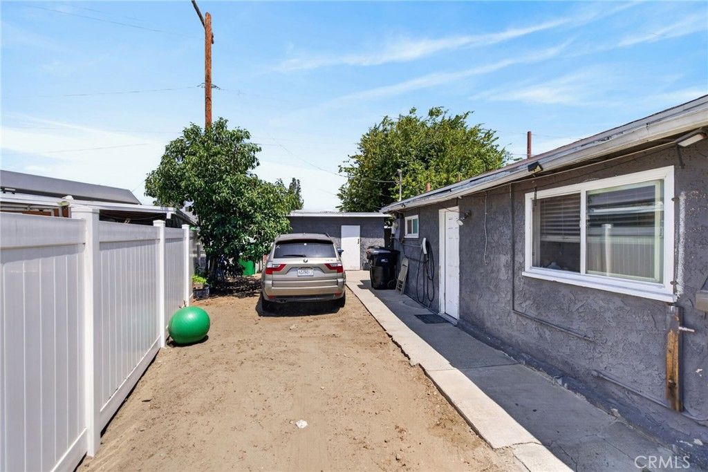 Image 23 of property listing at 13813 Clearcrest, Baldwin Park, CA 91706