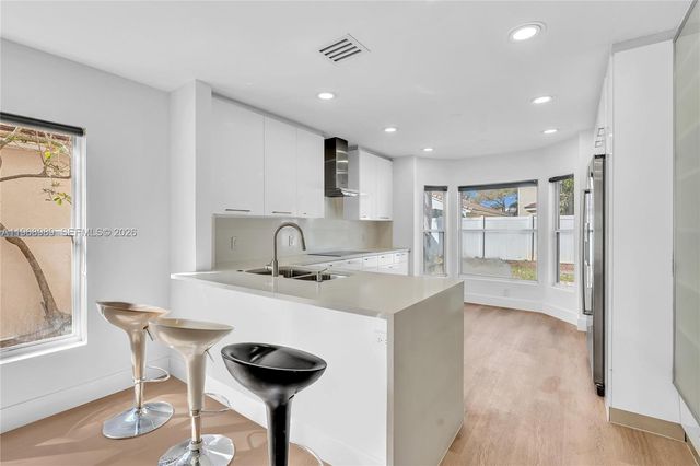 4917 SW 32nd Way, Hollywood, FL 33312