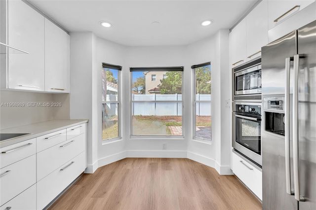 4917 SW 32nd Way, Hollywood, FL 33312