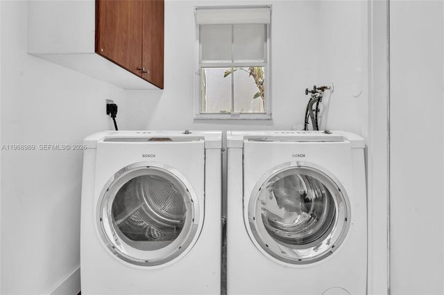 4917 SW 32nd Way, Hollywood, FL 33312