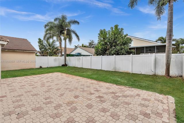 4917 SW 32nd Way, Hollywood, FL 33312