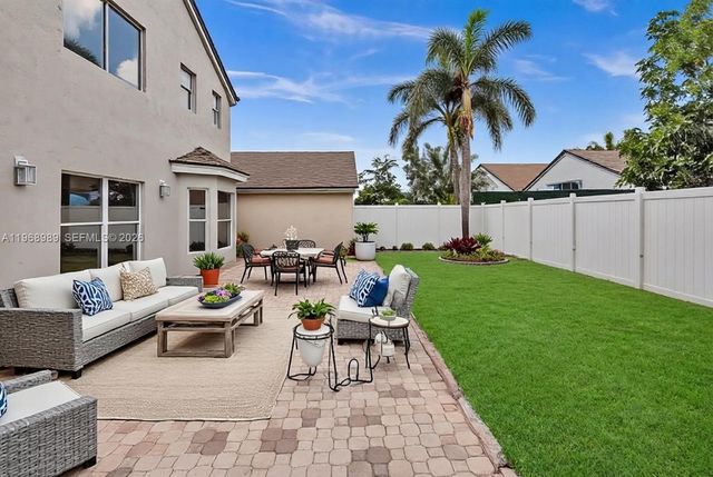 4917 SW 32nd Way, Hollywood, FL 33312