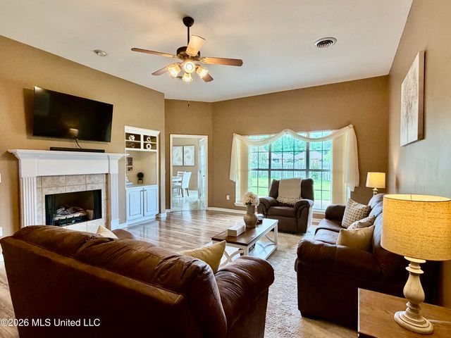 105 Edinburgh Lane, Clinton, MS 39056
