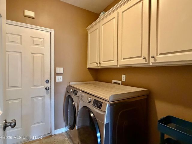 105 Edinburgh Lane, Clinton, MS 39056